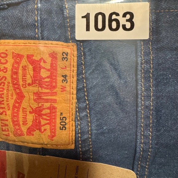 Levis 505 Regular Jeans Mens 34x32 Blue Denim 100% Cotton Straight Fit - Picture 11 of 11